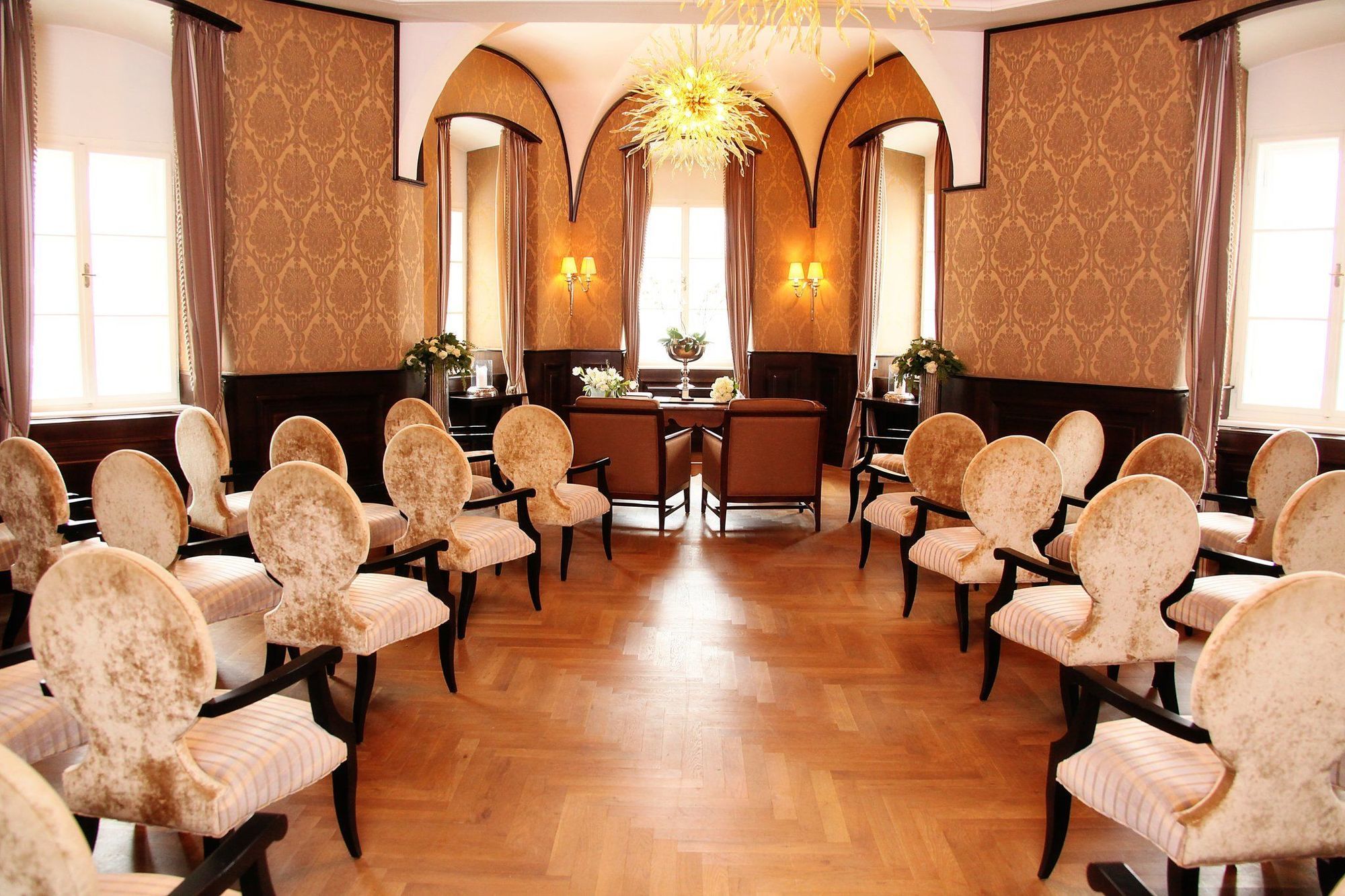 Falkensteiner Schlosshotel Velden - The Leading Hotels Of The World Фельден-ам-Вертерзе Бізнес фото